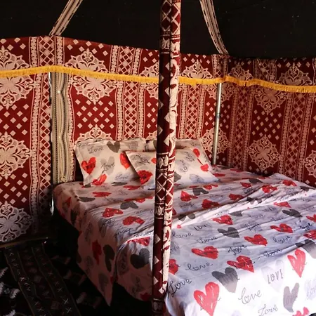 Private Bedouin Tent -Odpc Shāhiq Exterior photo